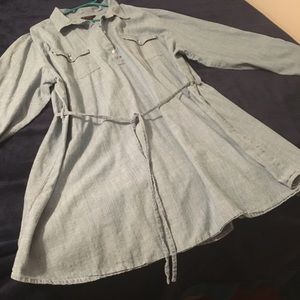 Long shirt with waist tie